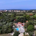 Sunshine Pula